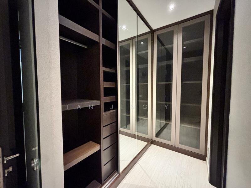 Quayside Seafront Resort Condominiums - 4