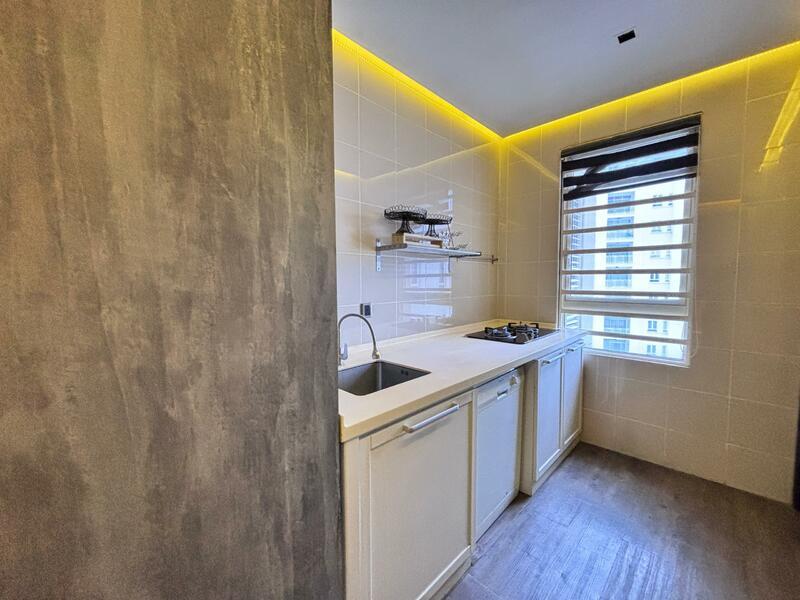 Quayside Seafront Resort Condominiums - 5