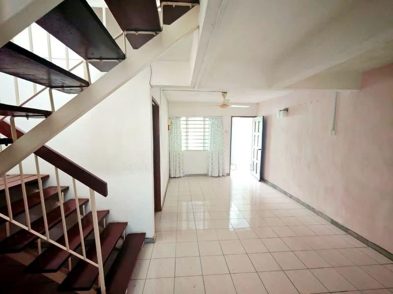 Pengkalan Double Storey Terrace House For Sale - 4