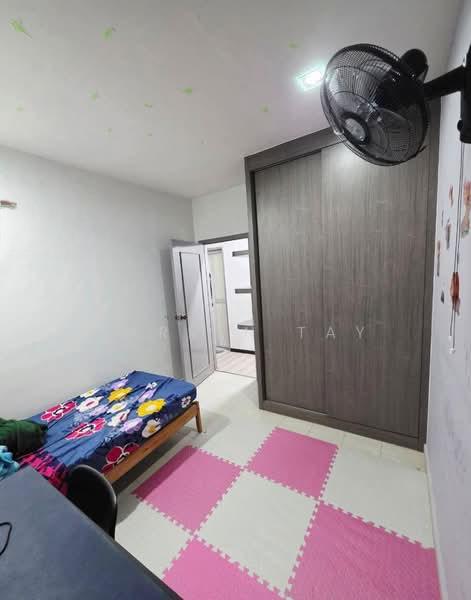 Lake View Suites - 4