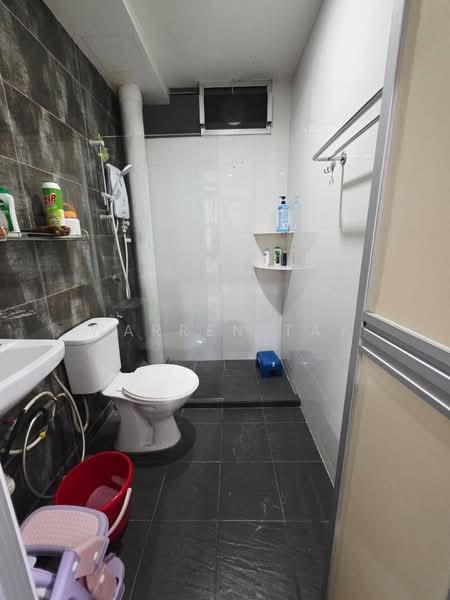 Lake View Suites - 5