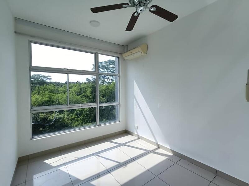 D'Rich Executive Suites - 3