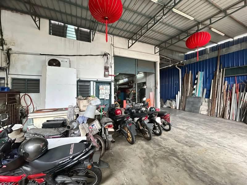Kawasan Perindustrian Pengkalan - 5
