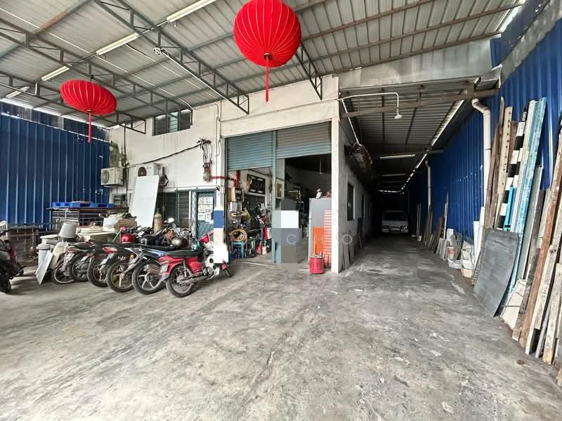 Kawasan Perindustrian Pengkalan - 3
