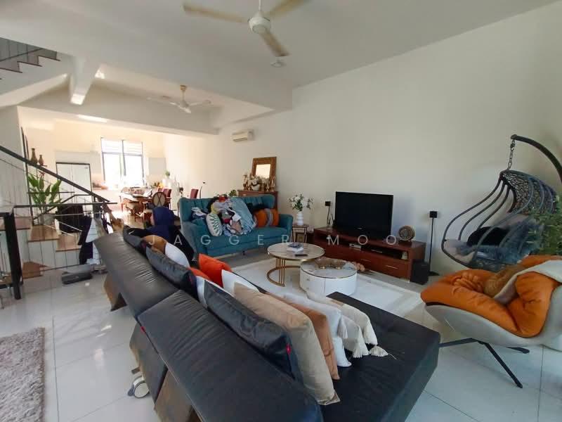 16 Quartz @ Melawati - 4