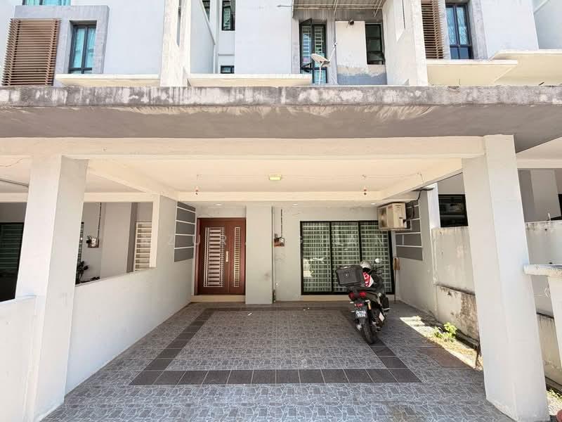 Double Storey Townhouse, Teluk Kumbar - 5