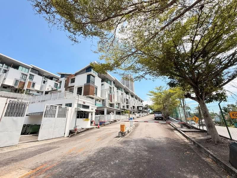 Double Storey Townhouse, Teluk Kumbar - 2