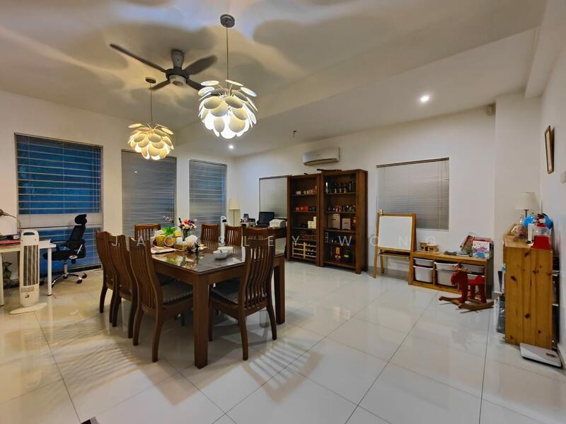 Sejati Hill Villa - 3