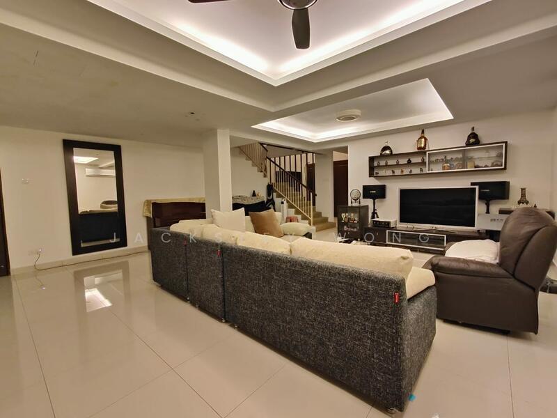 Sejati Hill Villa - 2