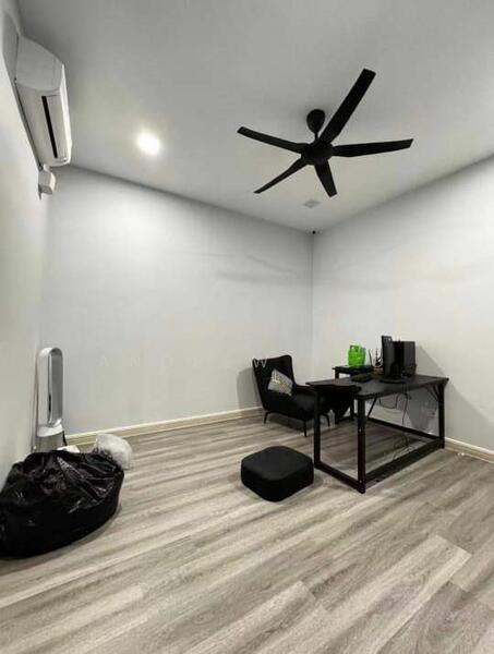 Taman Molek Tamans Moleks - 2