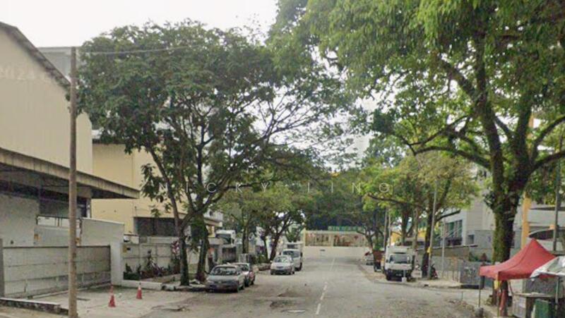 Bungalow factory with 2 storey office at Taman bukit maluri for sale - 3