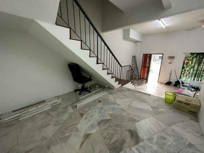 Bandar Sungai Long - 2