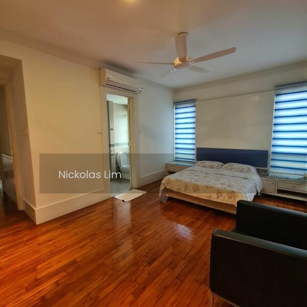 Bungalow at Batu Uban - 4