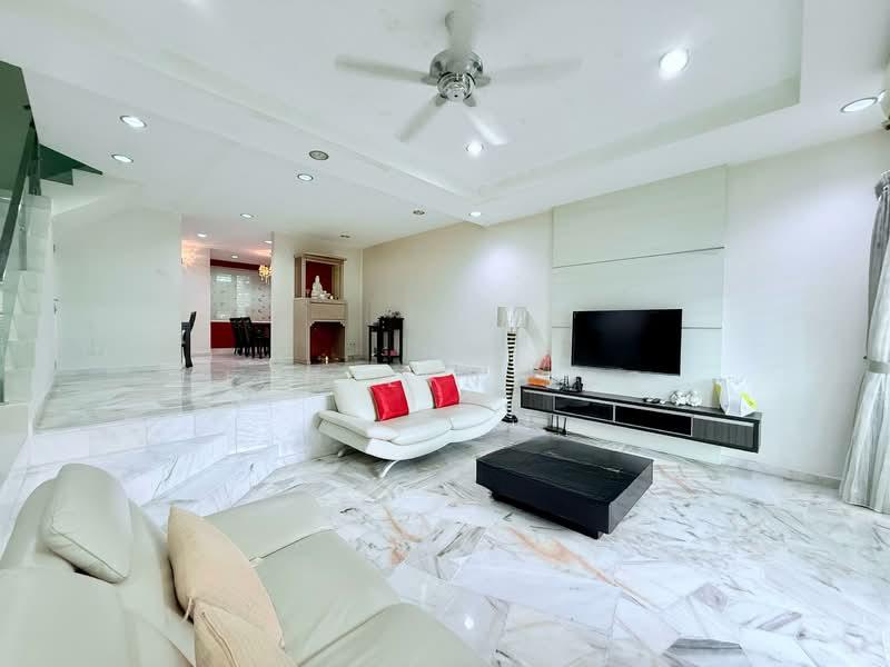 Bandar Sungai Long - 1