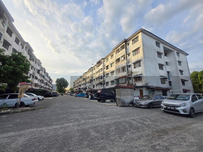 Bandar Teknologi Kajang Flat - 1