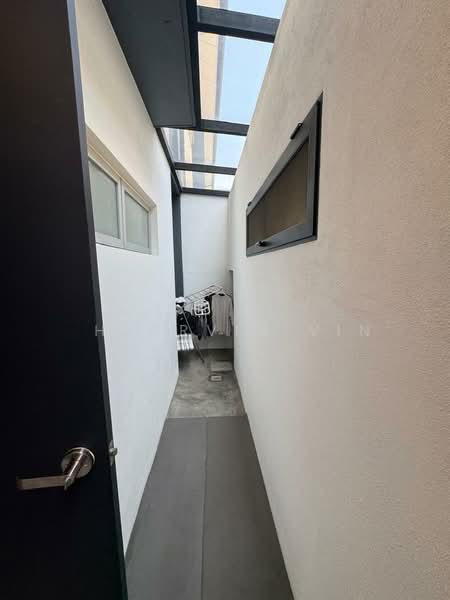 Garland Residence - 2