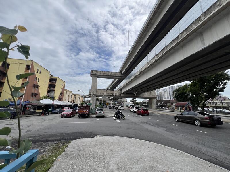 Desa Pandan Flat - 4