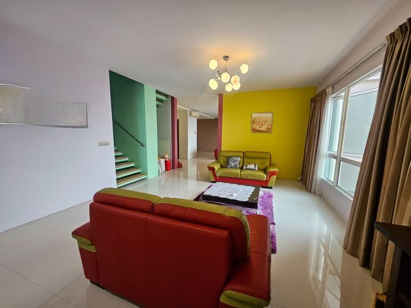 Central Park condominium - 3