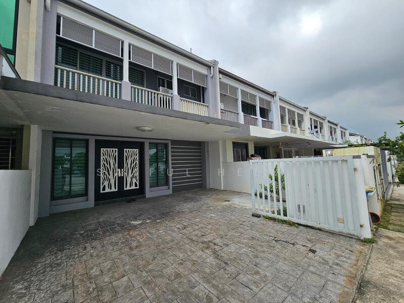 Renovated Superlink 24x80 Double Storey Perennia Rimbayu - 2