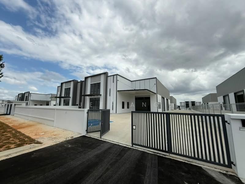 Eco Business Park 1 - 2