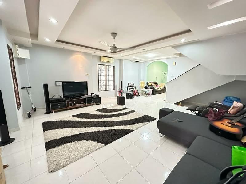 Bandar Sungai Long - 3