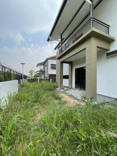 Setia Warisan Tropika - 4