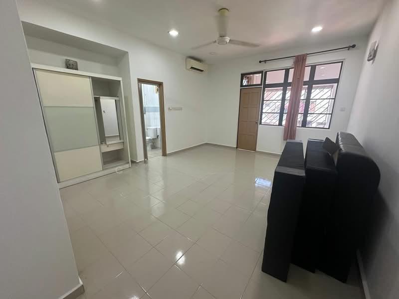 Bandar Baru Permas Jaya - 3
