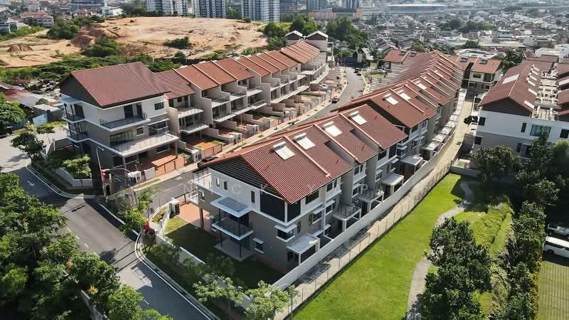 Tiara Hills - 3