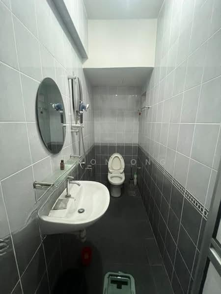 Teratai Mewah Condominium - 4