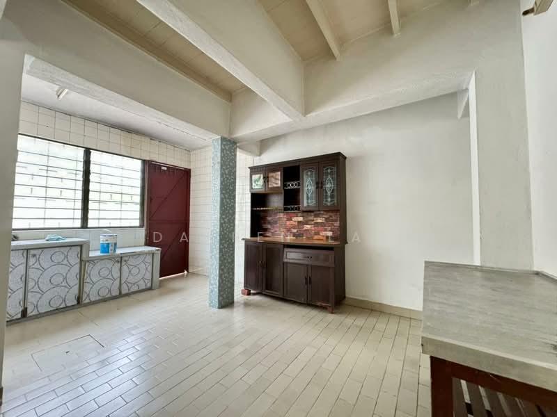 BAYAN BARU LANDED - DOUBLE STOREY TERRACE - 2