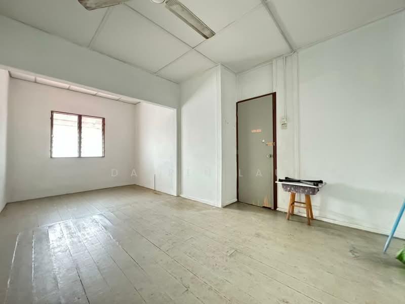 BAYAN BARU LANDED - DOUBLE STOREY TERRACE - 4