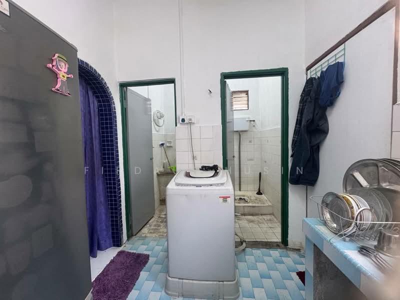 Bandar Kinrara Seksyen 1 - 5