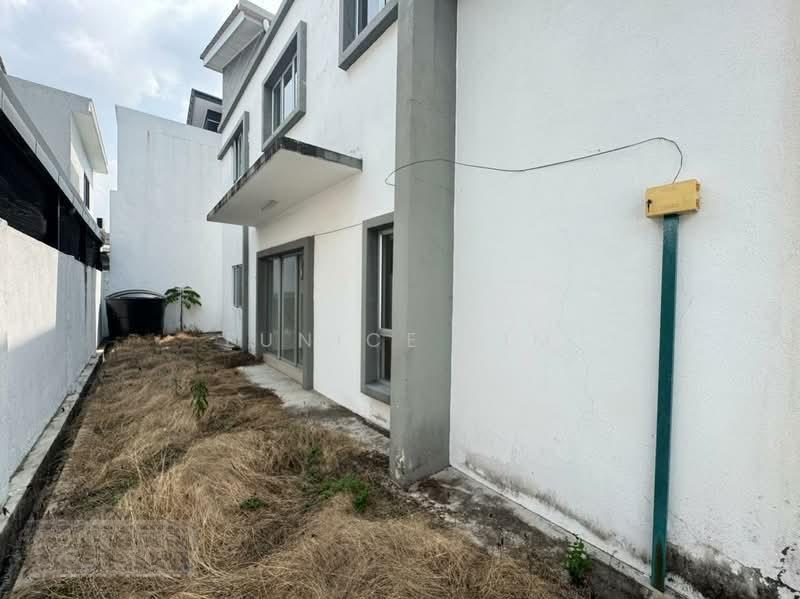 Taman Desa Jarom - 4