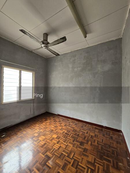 Taman Pinggiran USJ 1 - 5