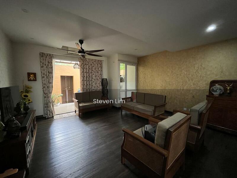 Adora Courtyard Apartments - 4