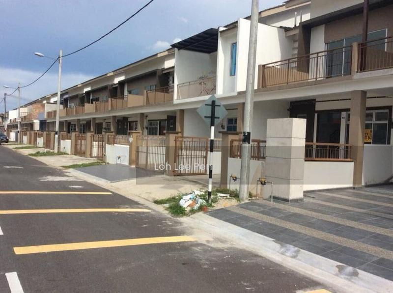 2-storey Terrace House at Taman Scientex Senai - 1