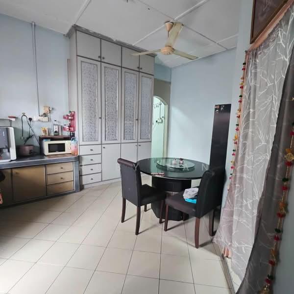 Taman Universiti - 3