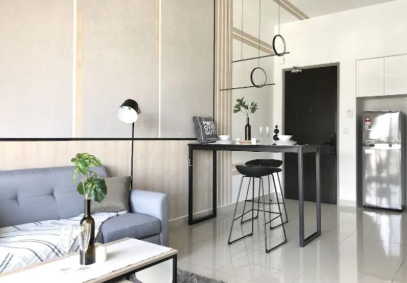 Alanis Residence - 2