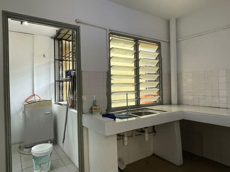 Desa Pandan Flat - 5