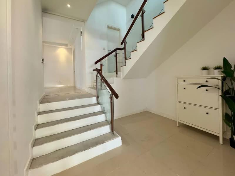 Mozart, Symphony Hills - 5