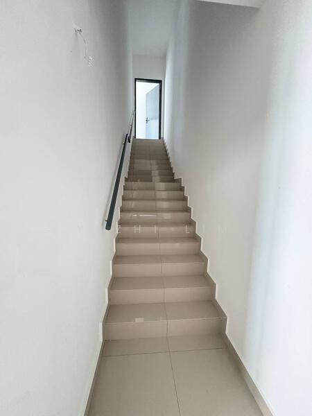 BANDAR DATO' ONN, PERJIRANAN 14 (FLEXIHOME) - 5