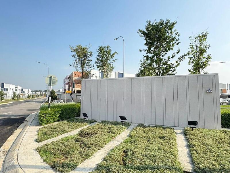 BANDAR DATO' ONN, PERJIRANAN 14 (FLEXIHOME) - 1