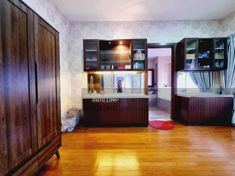 Damansara Idaman - 4