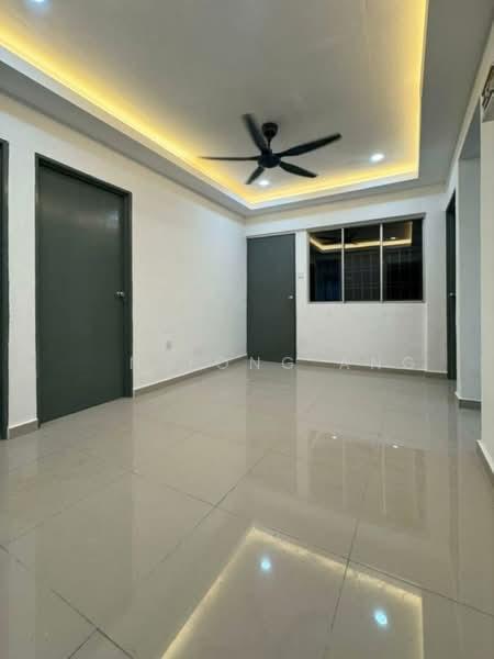 Flat Taman Perling - 2