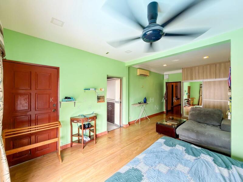 Ukay Heights Bungalow - 3