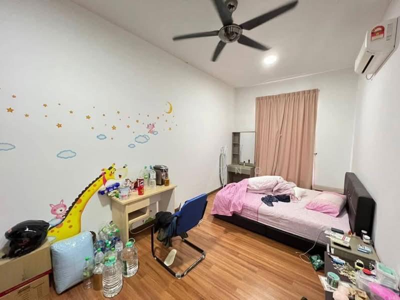 Garden Villas, Bukit Indah - 4