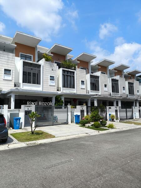 Emerald @ TTDI Alam Impian - 1