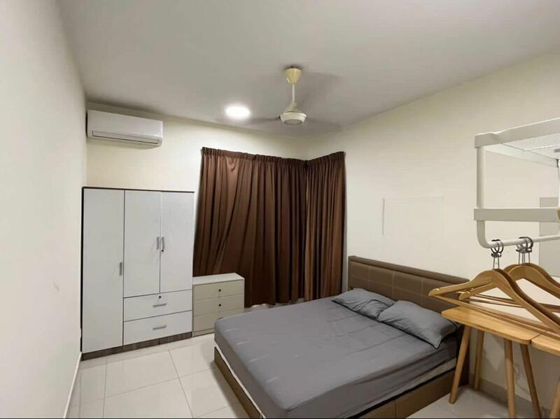 Platinum Hill PV 2 - 4