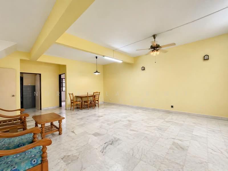 2 Storey Terrace, Taman Desaria, PJS 5, Petaling Jaya - 5