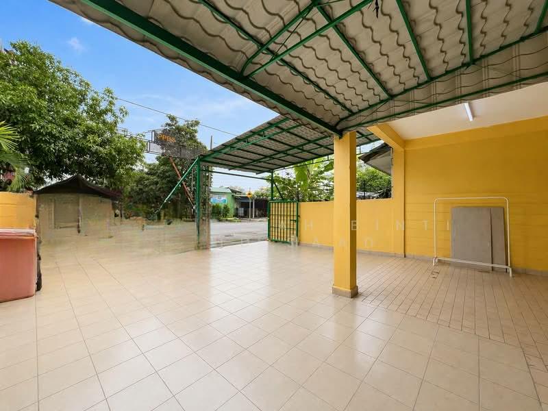 2 Storey Terrace, Taman Desaria, PJS 5, Petaling Jaya - 4